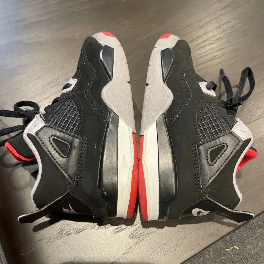 NIKE Air Jordan 4 Retro TD BRED (2019) BQ7670-060 Size 9c Good Condition No Box - Picture 6 of 10